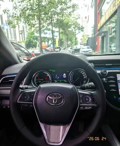 Toyota Camry, 2018