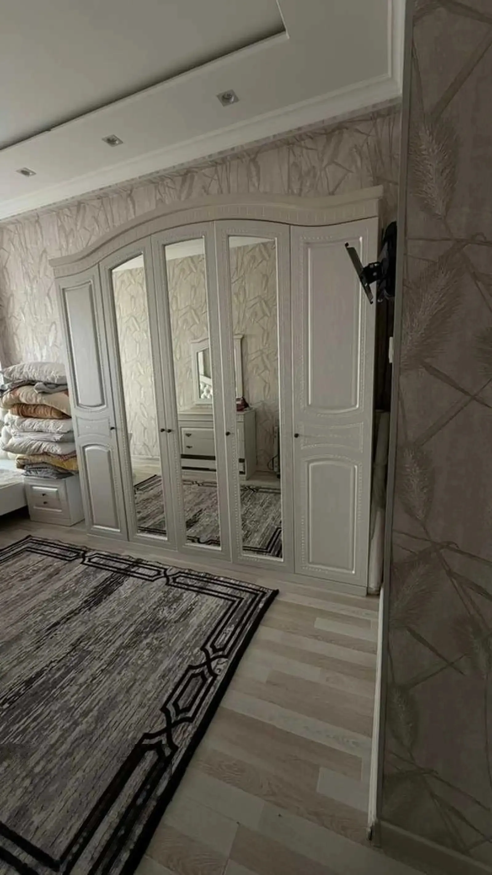 2-комн. квартира, 17 этаж, 100м², Шохмансур