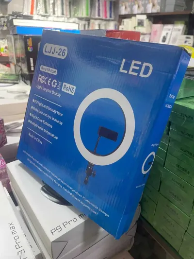Кольцевая лампа RGB многоцветная со штативом LJJ-26