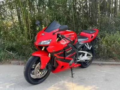 Мотоцикл Honda CBR 500 F5 — миниатюра 4