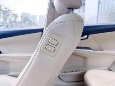 Toyota Camry, 2016