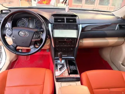 Toyota Camry, 2015
