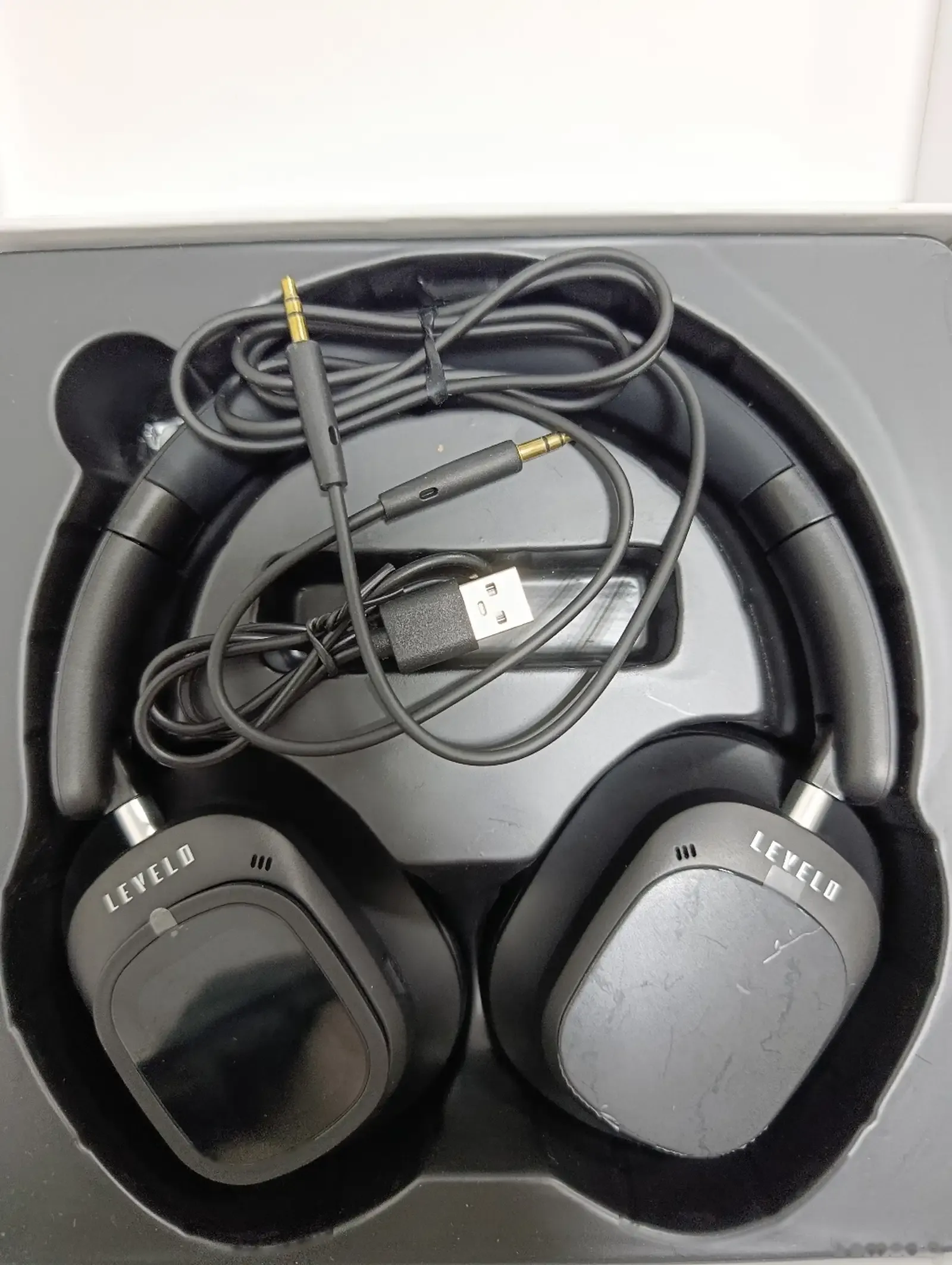 Беспроводные наушники Levelo VibeMaster Hybrid ANC Headphone черный