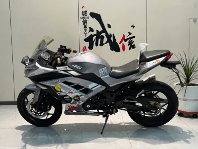 Мотоцикл Kawasaki 400 cc — миниатюра 4