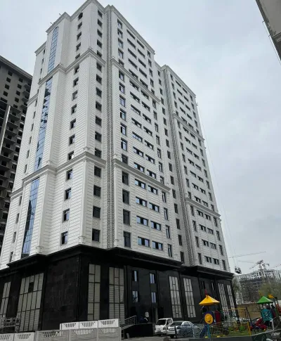 2-комн. квартира, 18 этаж, 53 м², Шохмансур