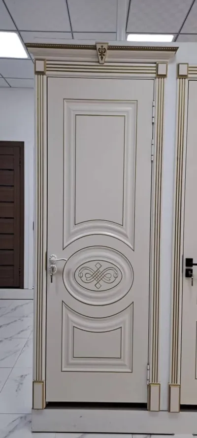 Дверь — миниатюра 1