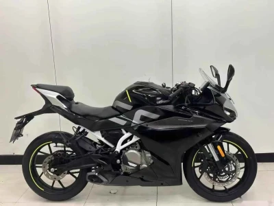 Мотоцикл CFmoto SR250 на заказ — миниатюра 1