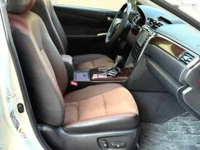 Toyota Camry, 2016