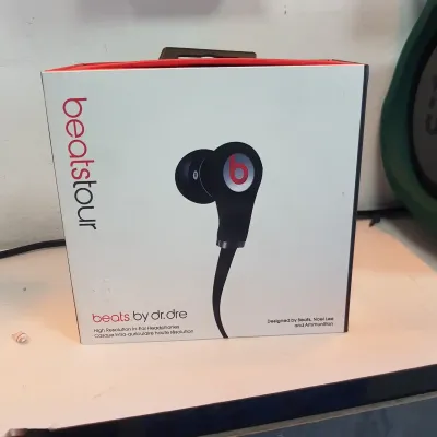 Наушники вкладыши Beats tour — миниатюра 1