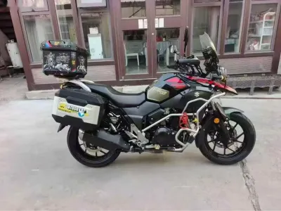 Мотоцикл Suzuki — миниатюра 4
