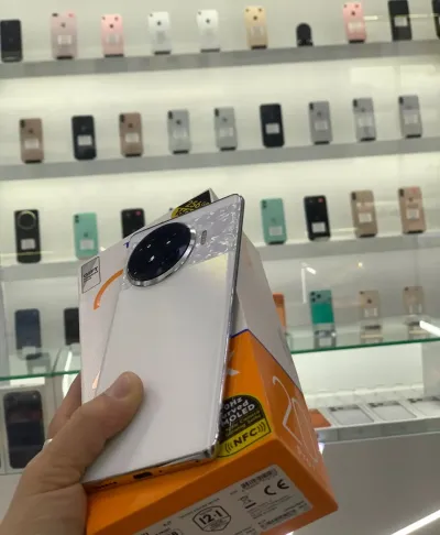 Tecno Spark 20 256 gb
