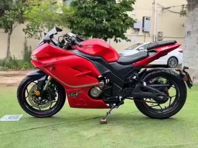 Мотоцикл Ducati — миниатюра 4