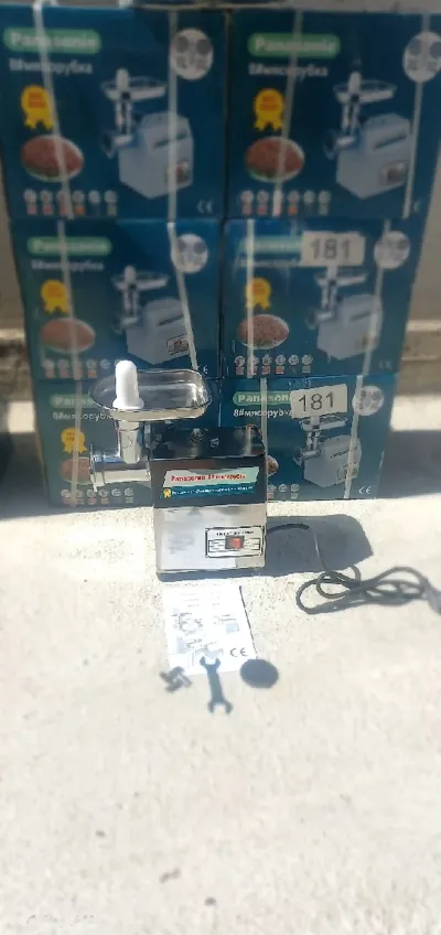 Мясорубка Panasonie 8