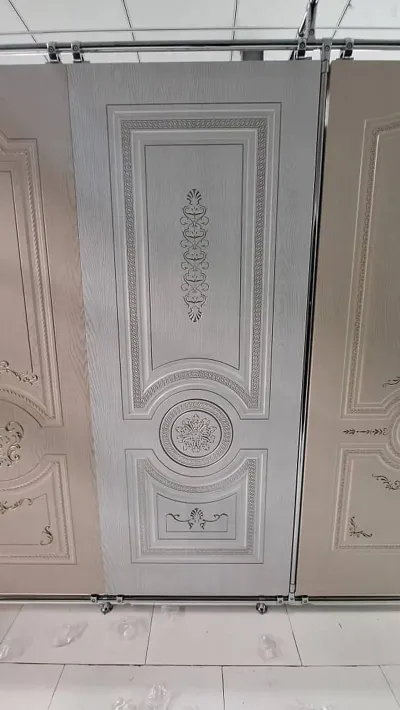 Дверь — миниатюра 1