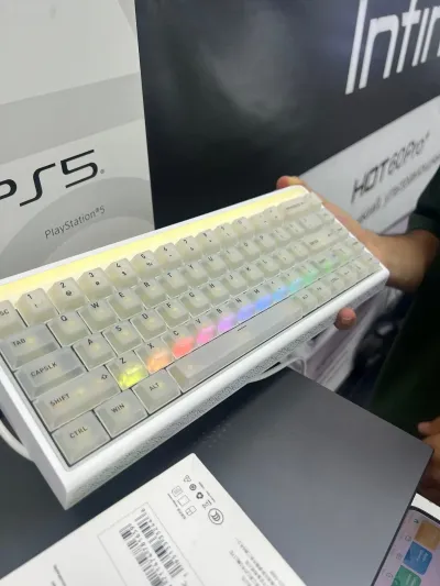 Ноутбук Republic Games G713P — миниатюра 6