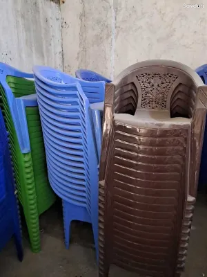 Стол со стульями