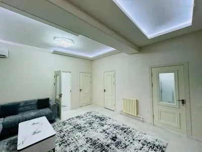 2-комн. квартира, 4 этаж, 74м², шохмансур зелёный бозор