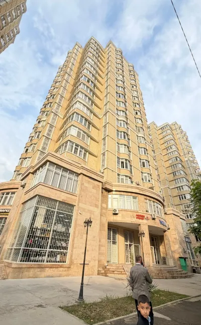 2-комн. квартира, 14 этаж, 90 м², Шохмансур