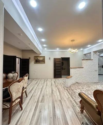 3-комн. квартира, 4 этаж, 130 м², Ватан