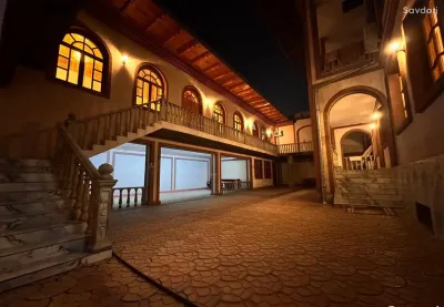 2-этажный, 10 комнатный дом, 500 м², Сомони