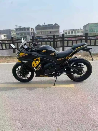 Мотоцикл Kawasaki — миниатюра 3