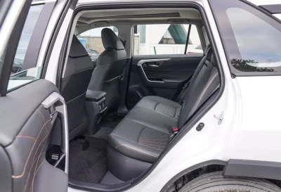 Toyota RAV 4, 2025