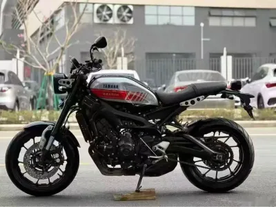 Мотоцикл Yamaha XSR900 — миниатюра 4