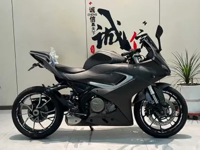 Мотоцикл QJmotor — миниатюра 2