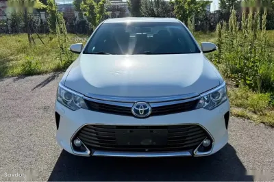 Toyota Camry, 2016
