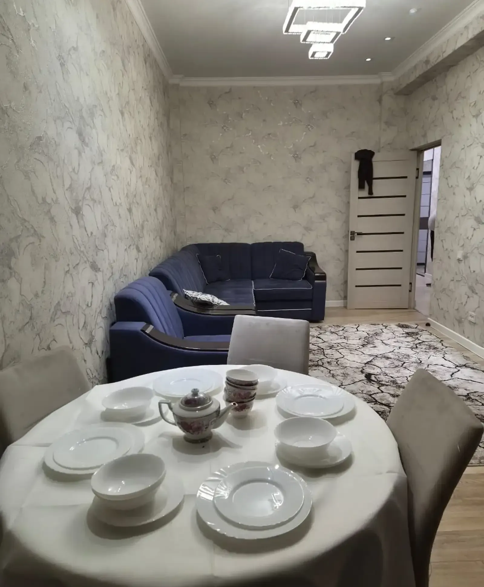2-комн. квартира, 5 этаж, 58м², Овир/Грандь отель