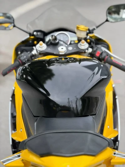 Мотоцикл YAMAHA R6 — миниатюра 8