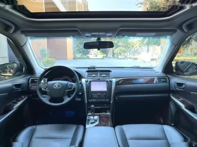 Toyota Camry, 2015
