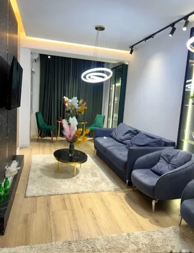 2-комн. квартира, 10 этаж, 70м², голубой экран — миниатюра 1