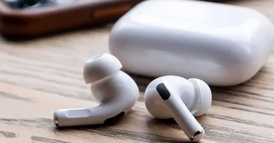 Беспроводные наушники Apple AirPods Pro — миниатюра 2