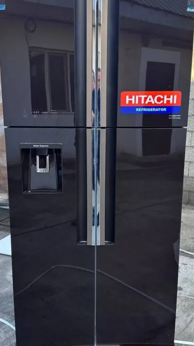 Холодильник Hitachi