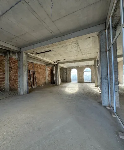 Помещение под свободное назначение, 180м², пединститут сафо академия