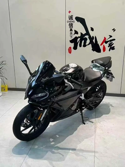 Мотоцикл CFMOTO SR на заказ — миниатюра 3