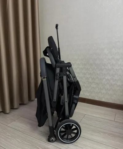 Коляска Iningbaby