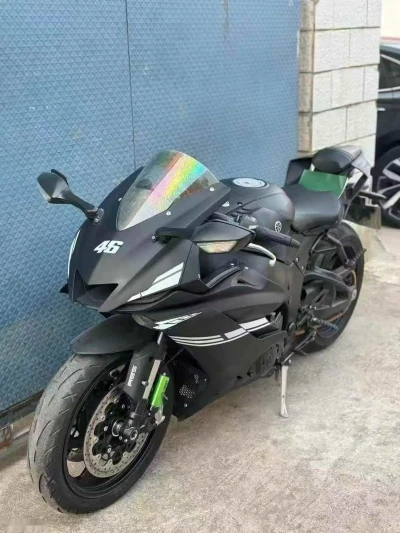 Мотоцикл Yamaha R1 на заказ — миниатюра 3