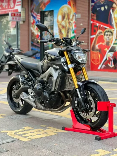 Yamaha MT09 — миниатюра 1