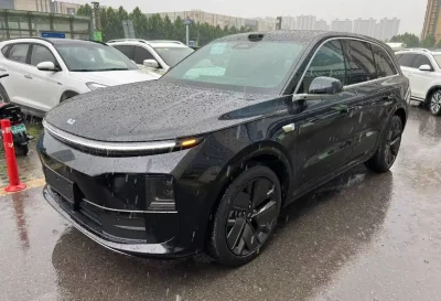 Li Auto (LiXiang) L6, 2025