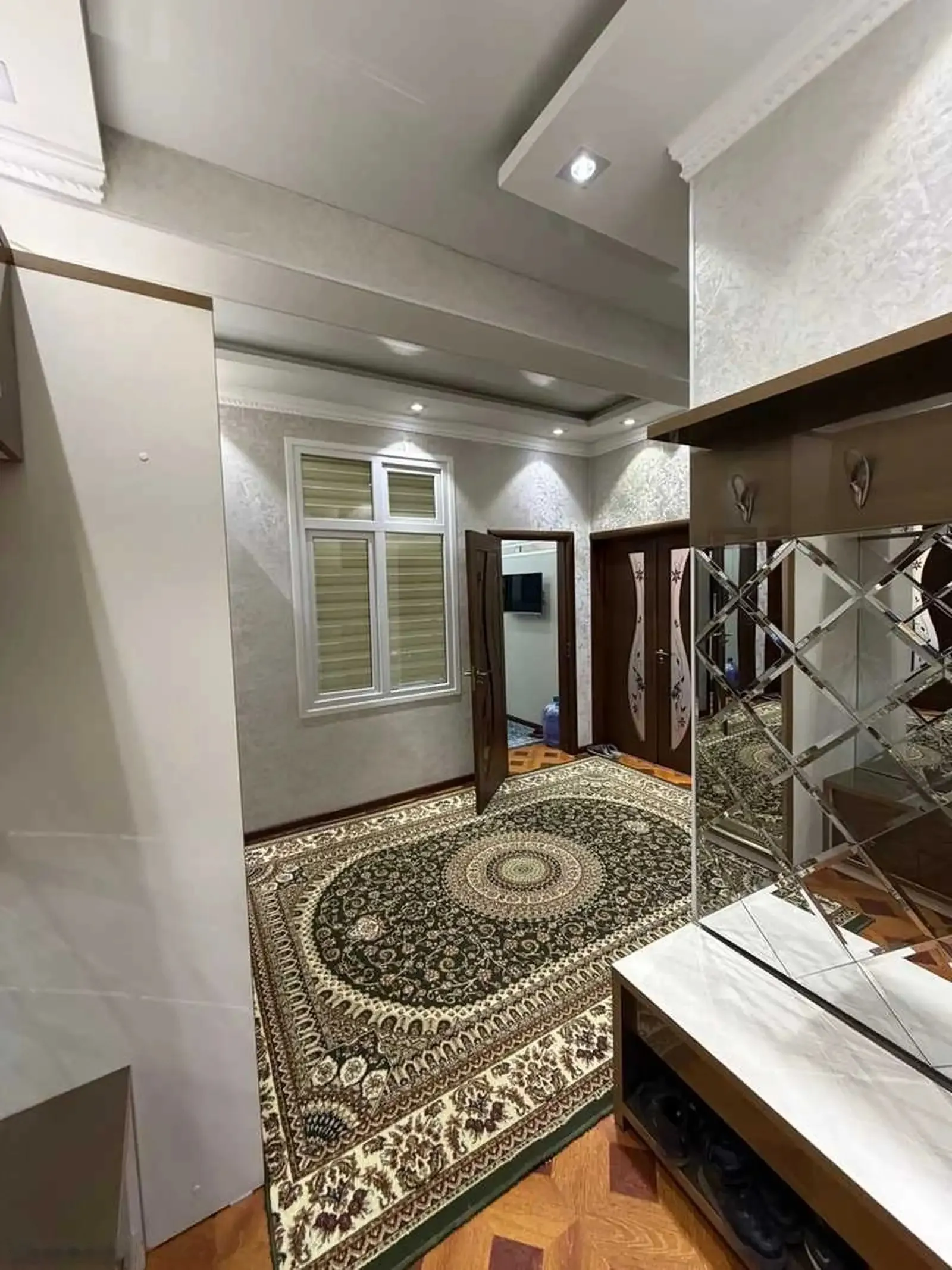 2-комн. квартира, 10 этаж, 70м², Сино