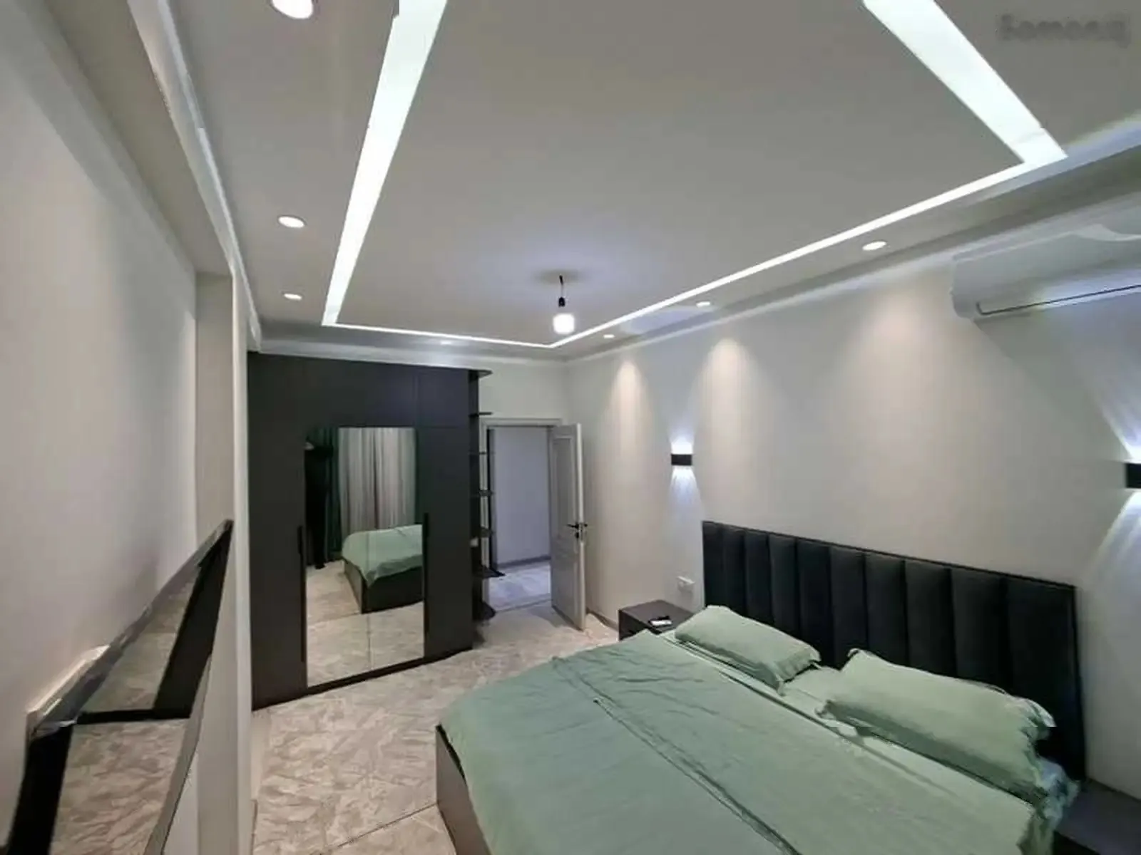 2-комн. квартира, 12 этаж, 72м², Шохмансур