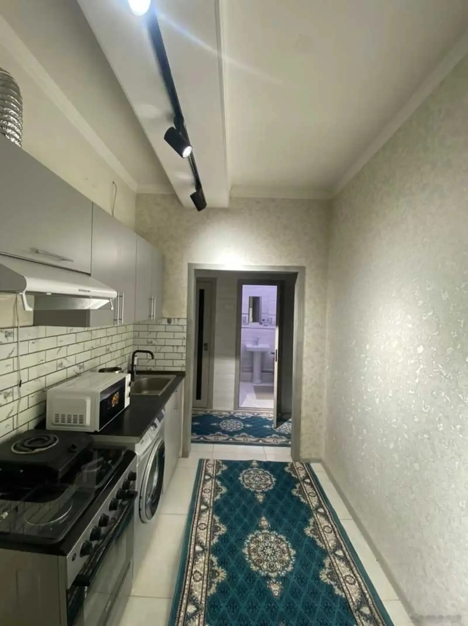 2-комн. квартира, 12 этаж, 53м², Шохмансур