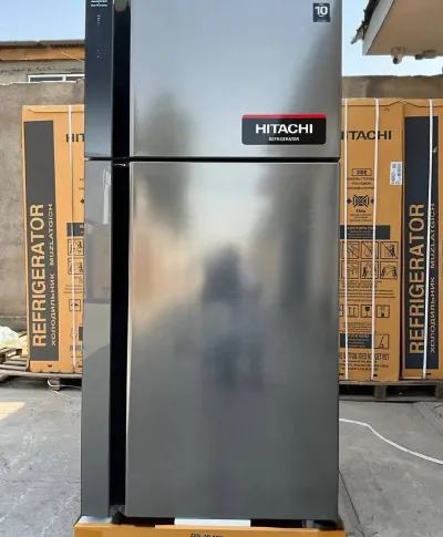 Холодильник Hitachi 185/85