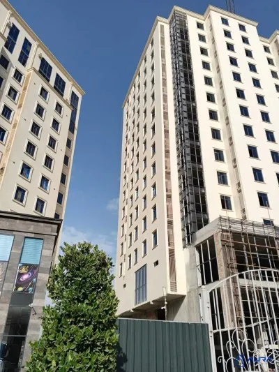 3-комн. квартира, 4 этаж, 130 м², Сино 102 мкр — миниатюра 2