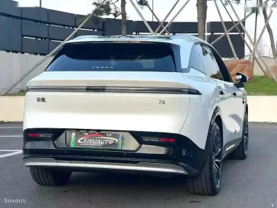 Zeekr 7X, 2025