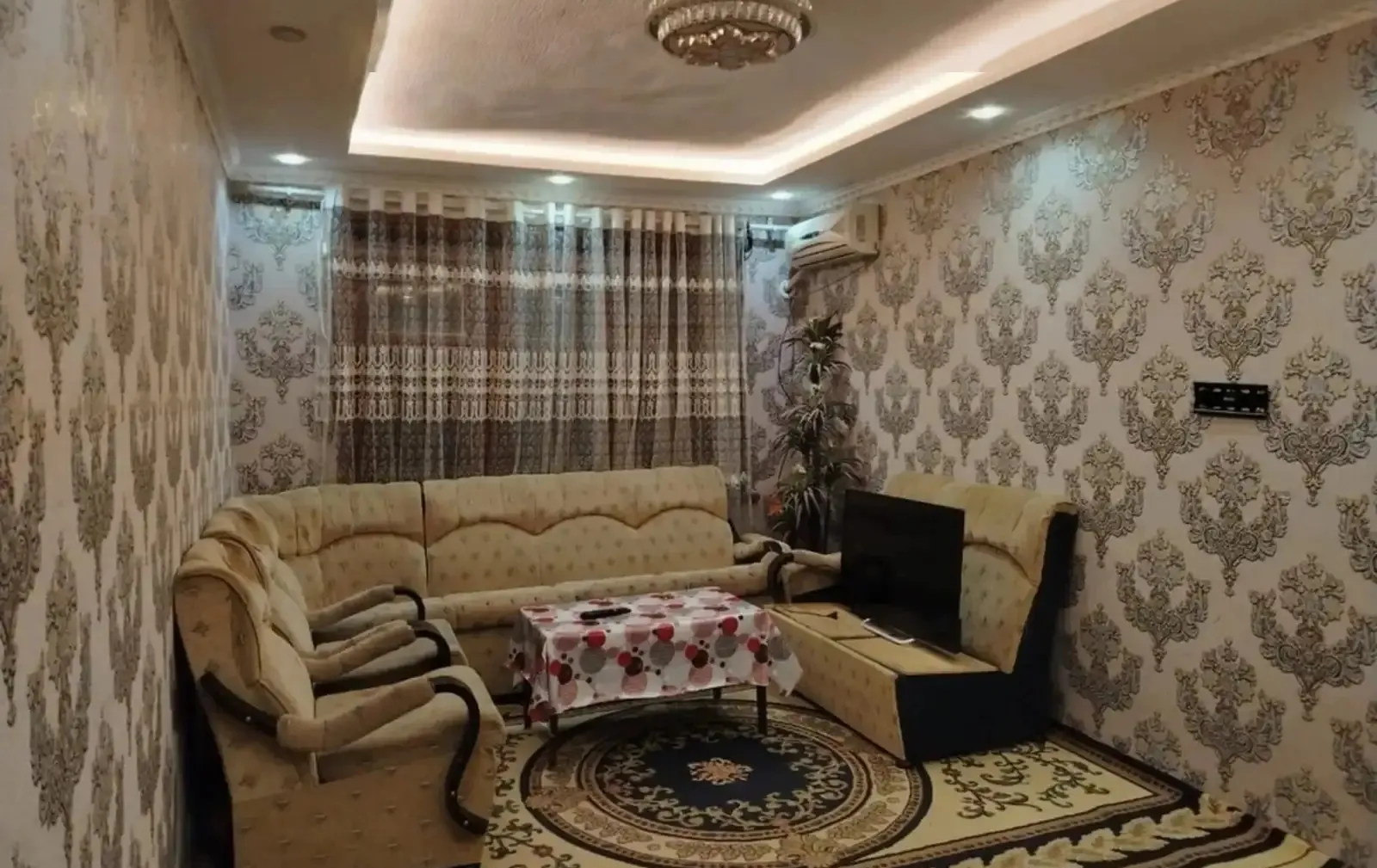 3-комн. квартира, 3 этаж, 60м², Универмаг
