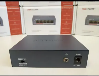 PoE Хаб Hikvision 5port