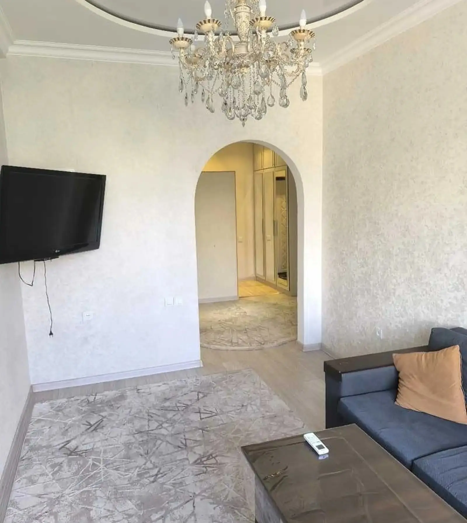 2-комн. квартира, 2 этаж, 54м², Шохмансур